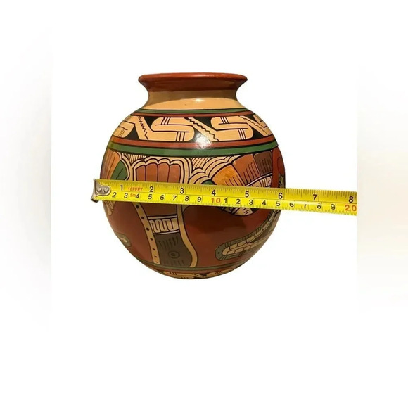 South American Handpainted Pottery Tilted Vase Planter Round Bottom - Picture 11 of 11